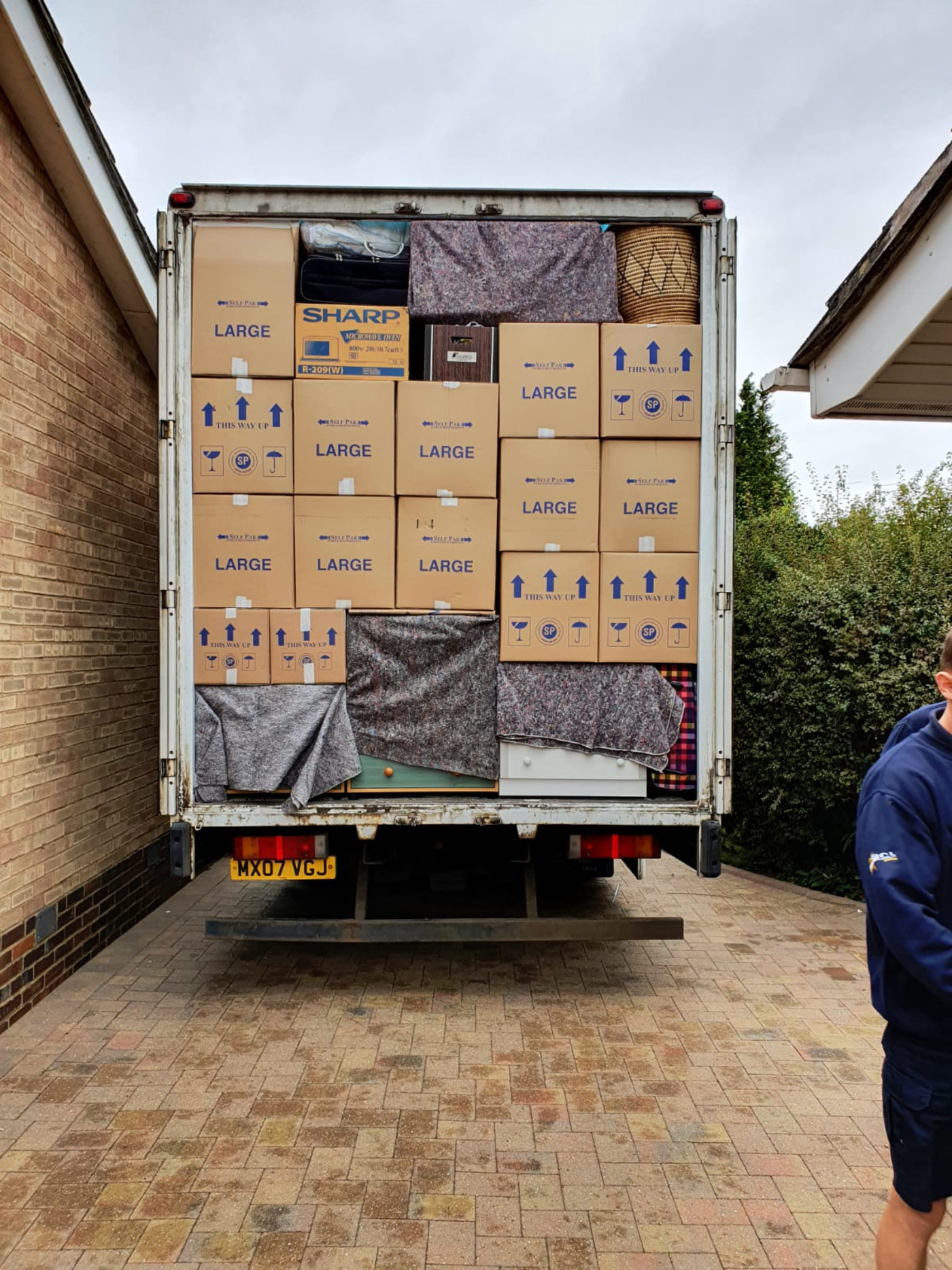 Bradshaw Moving Services (Leicester) UK Removals